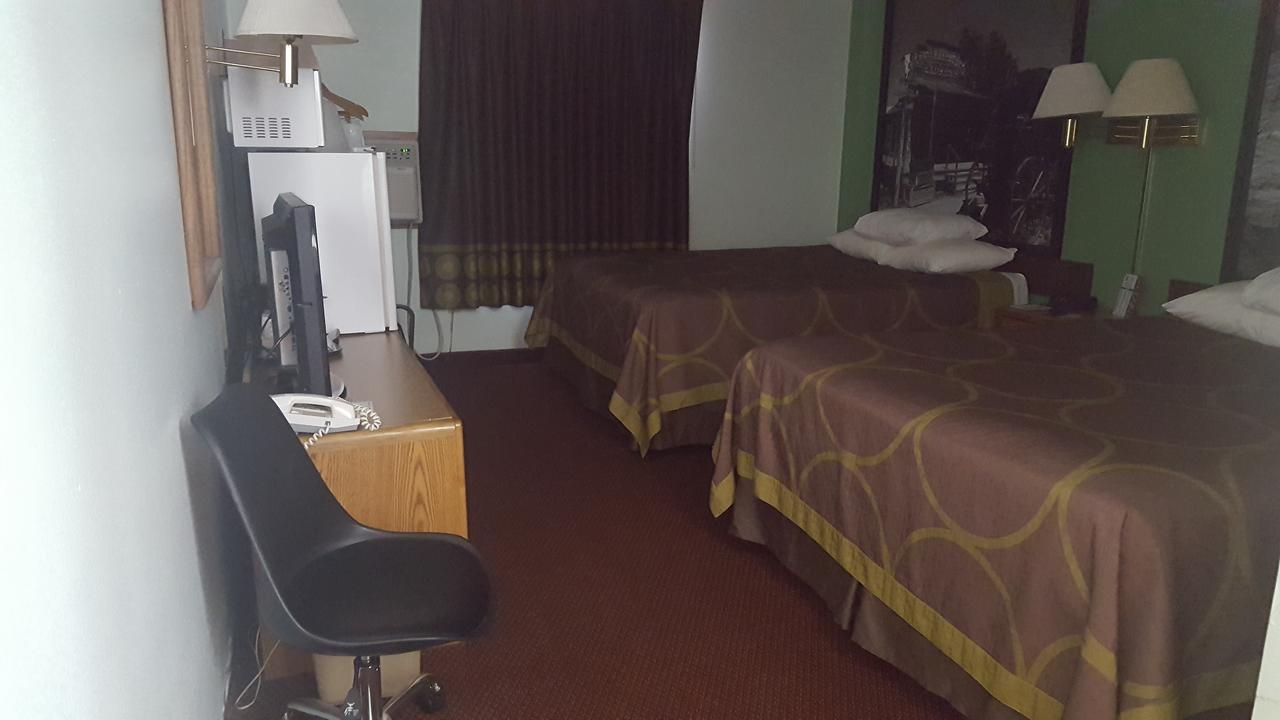 Super 8 By Wyndham Airport I90 Hotell Sioux Falls Eksteriør bilde